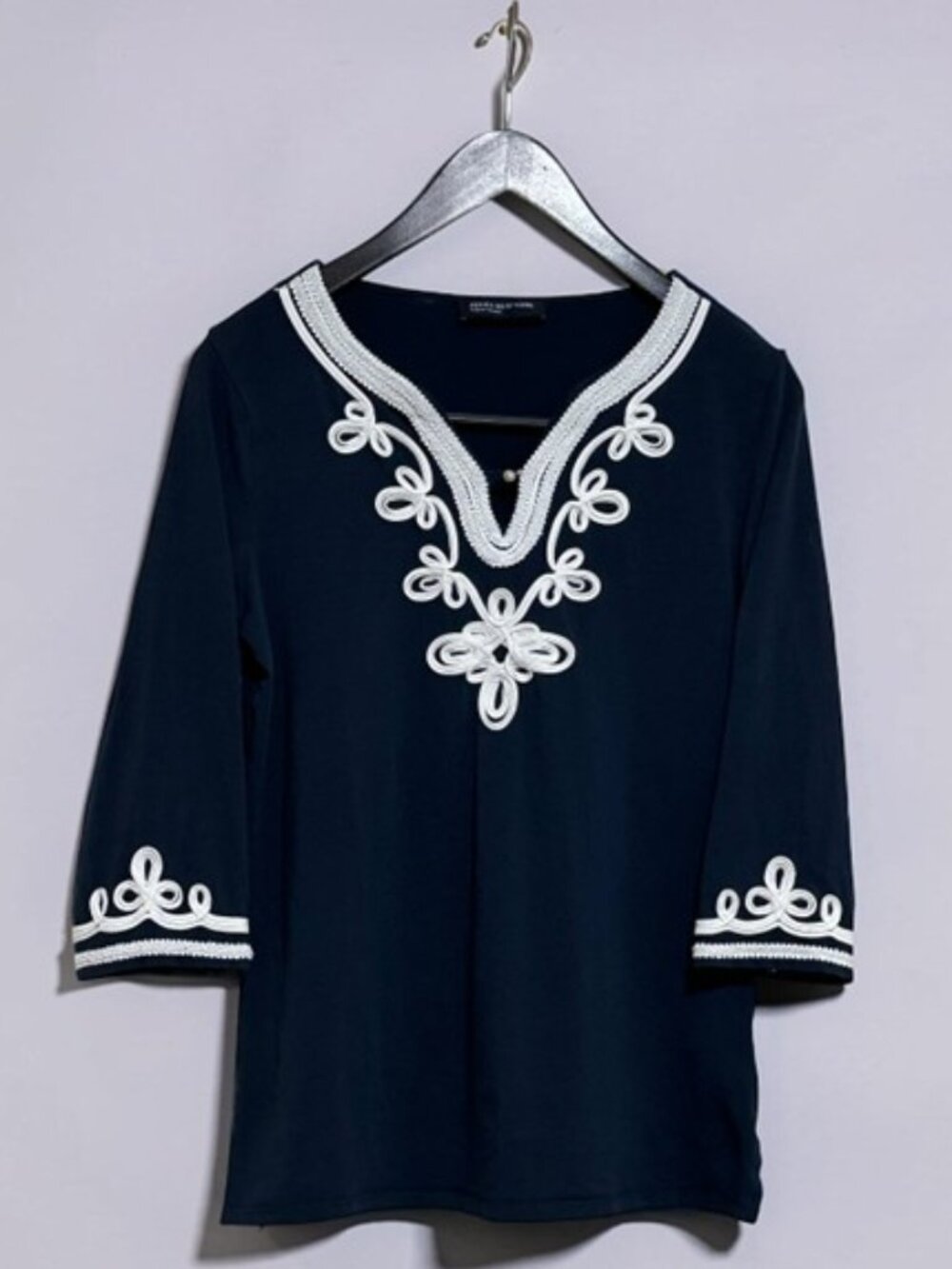 Jones New York Navy and White Soutache Medallion Tunic - Size Medium